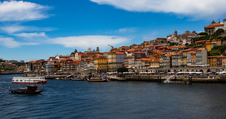 Jelajahi Portugal: Daftar 14 Tujuan Wisata Terbaik