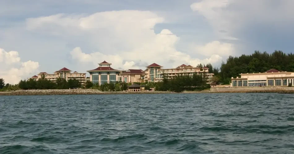 Destinasi Wisata Unik Brunei: Kerajaan dan Wisata Alam