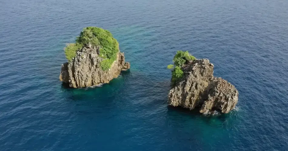 10 Destinasi Wisata Island-Hopping di Asia Tenggara yang Menakjubkan